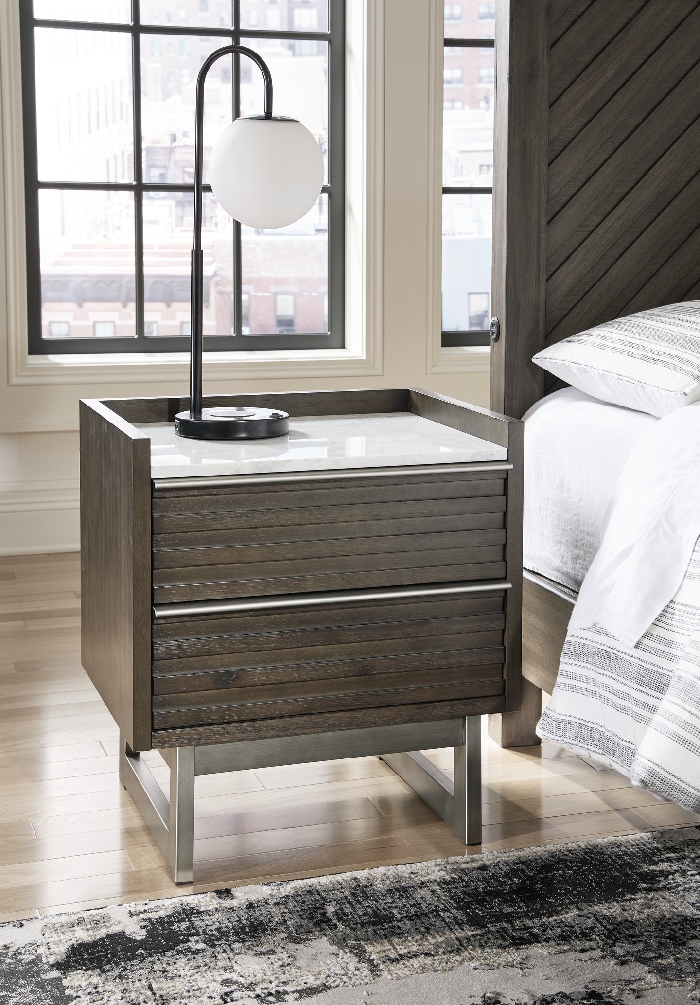 Arkenton Queen Panel Bed with Mirrored Dresser and 2 Nightstands