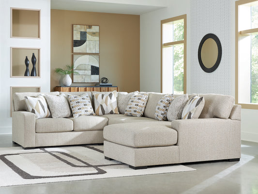 Laurelgrove 4-Piece Sectional with Chaise