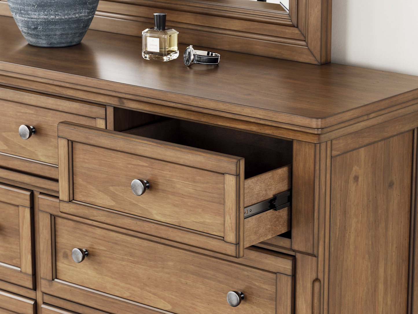 Feddinger King Panel Bed with Mirrored Dresser and Chest