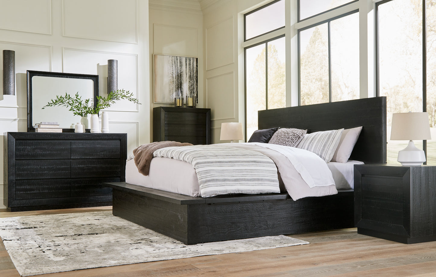 Londer California King Panel Bed with Mirrored Dresser, Chest and 2 Nightstands