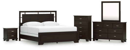Covetown California King Panel Bed with Mirrored Dresser, Chest and Nightstand