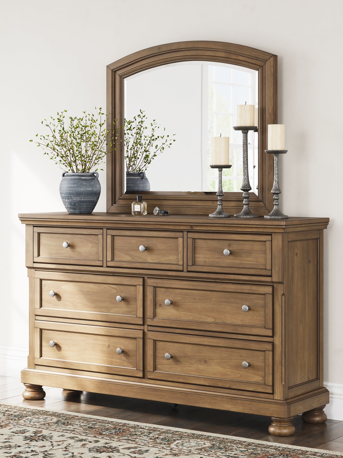 Feddinger Queen Panel Bed with Mirrored Dresser, Chest and Nightstand