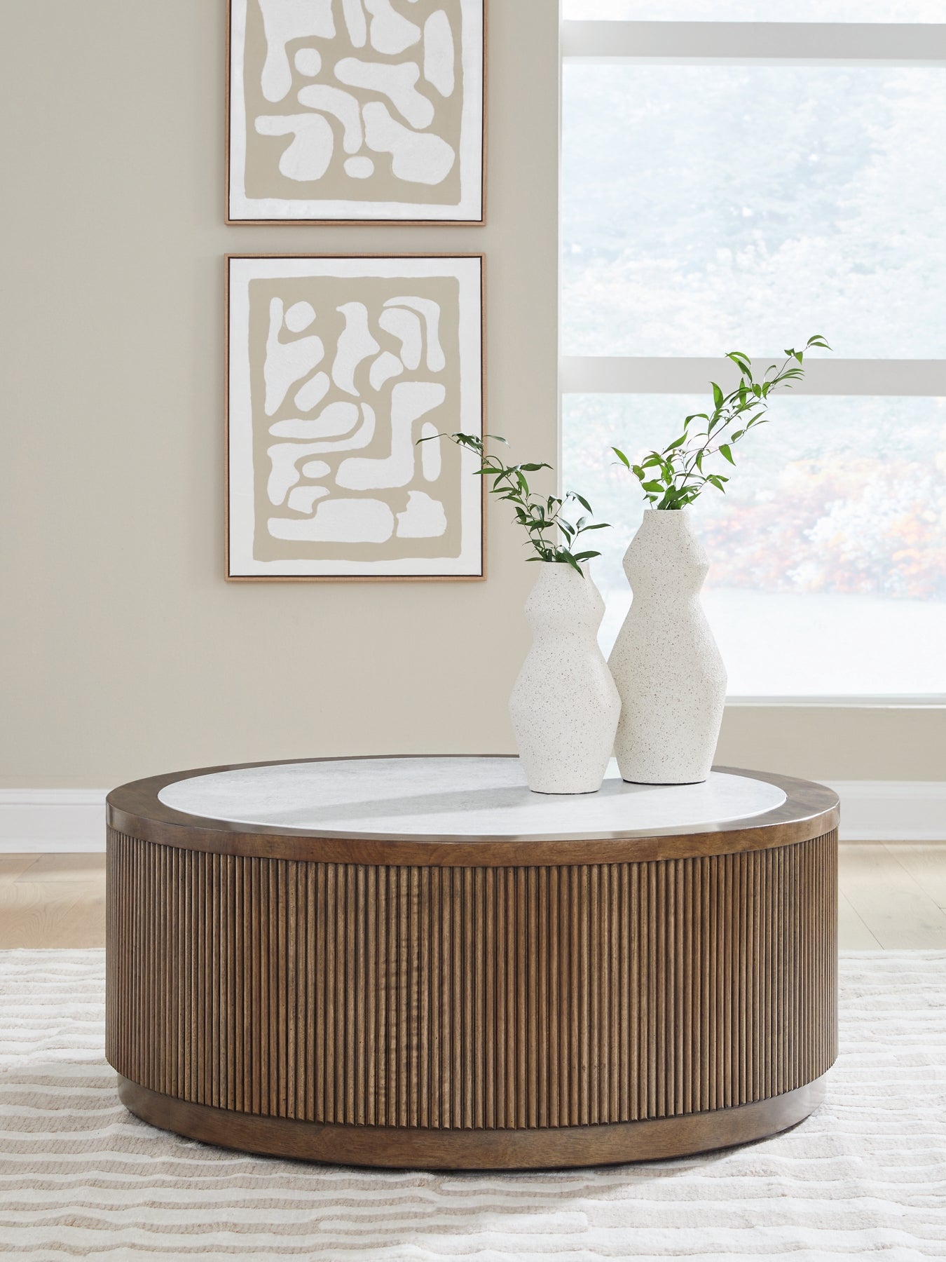 Hadonna Round Cocktail Table