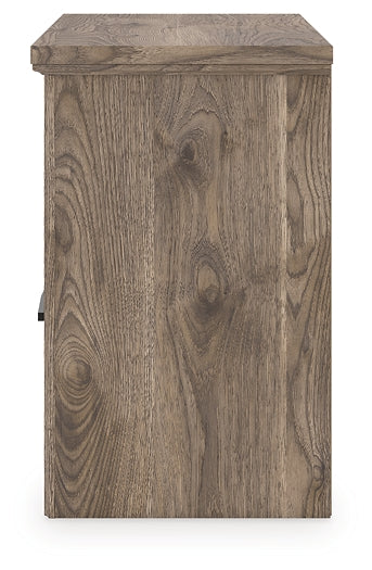 Rusticott King Panel Bed with Mirrored Dresser and Nightstand